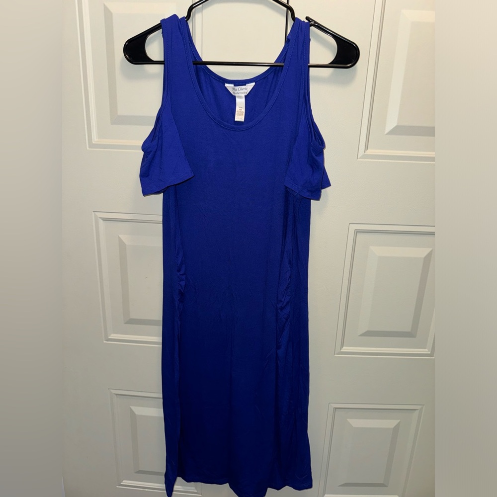 Call shoulder maternity dress